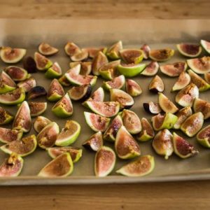 Roast fig, Greek yoghurt free for puff tart-400x400-3